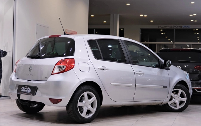 Renault Clio cena 19900 przebieg: 259000, rok produkcji 2012 z Dynów małe 631